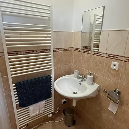 Zeleny Domcek Apartment